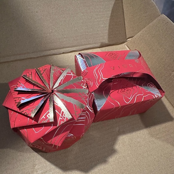 Viori Heirloom Tea -shampoo and conditioner set Limited Edition - Picture 3 of 4